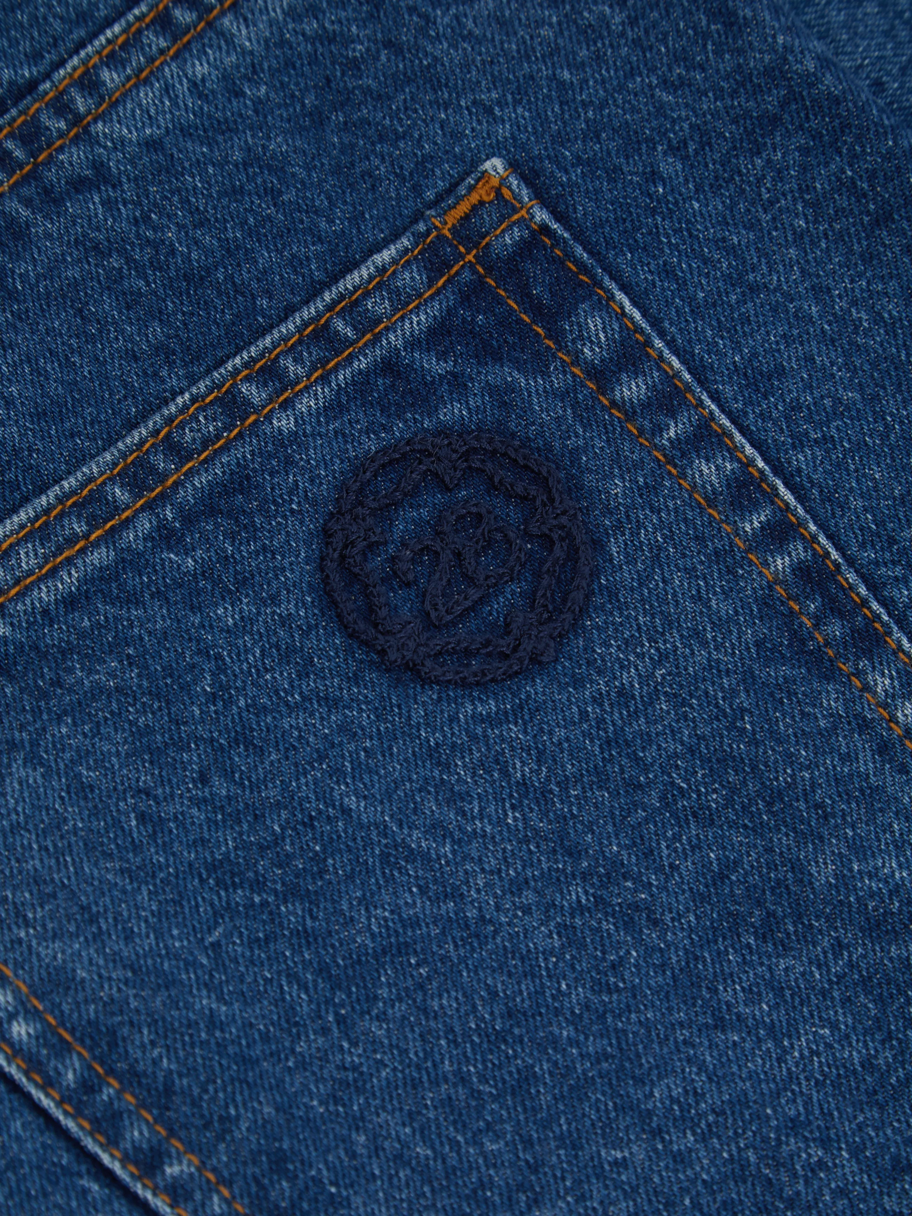 28 EMBROIDERED DENIM JEAN