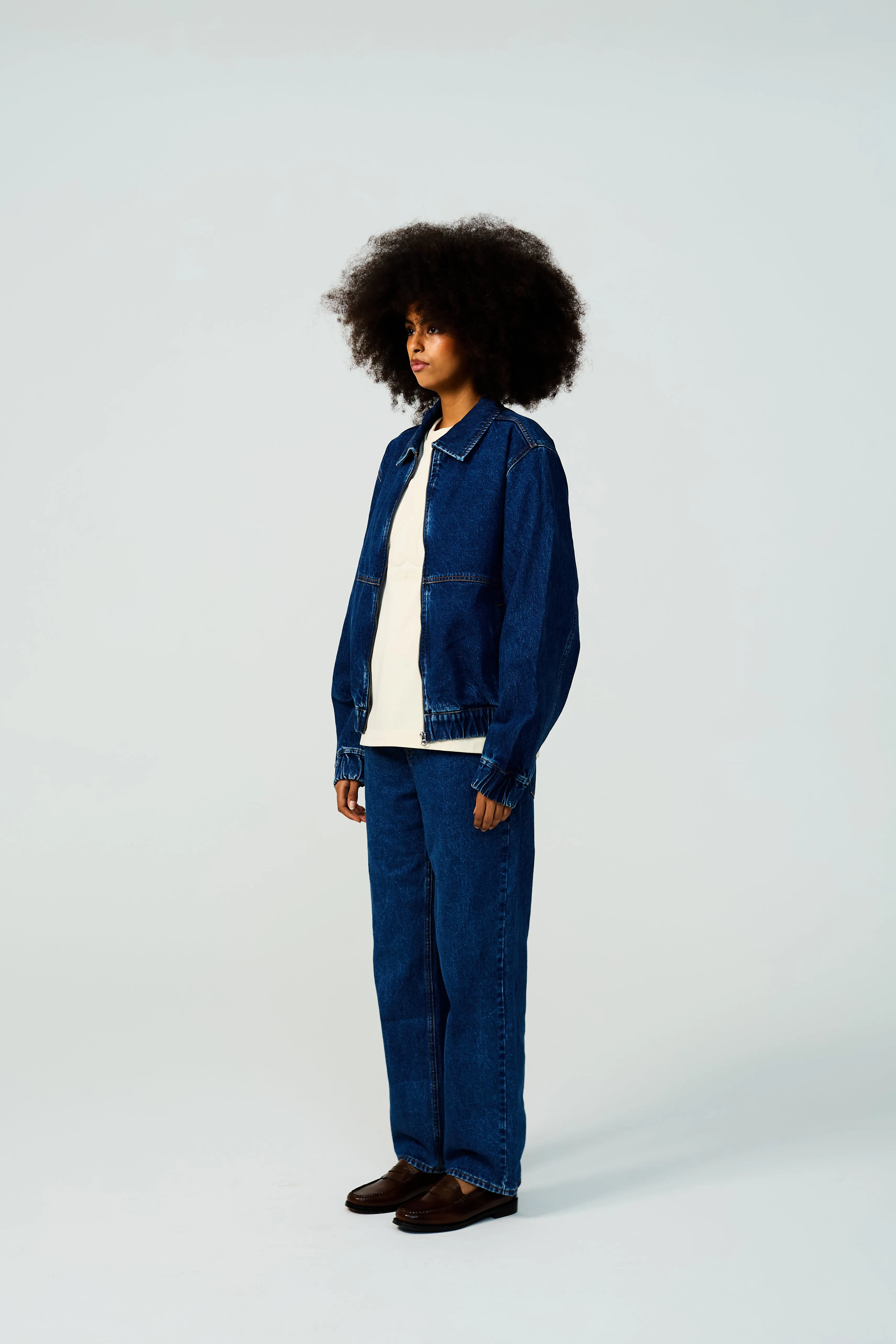 28 EMBROIDERED DENIM JEAN