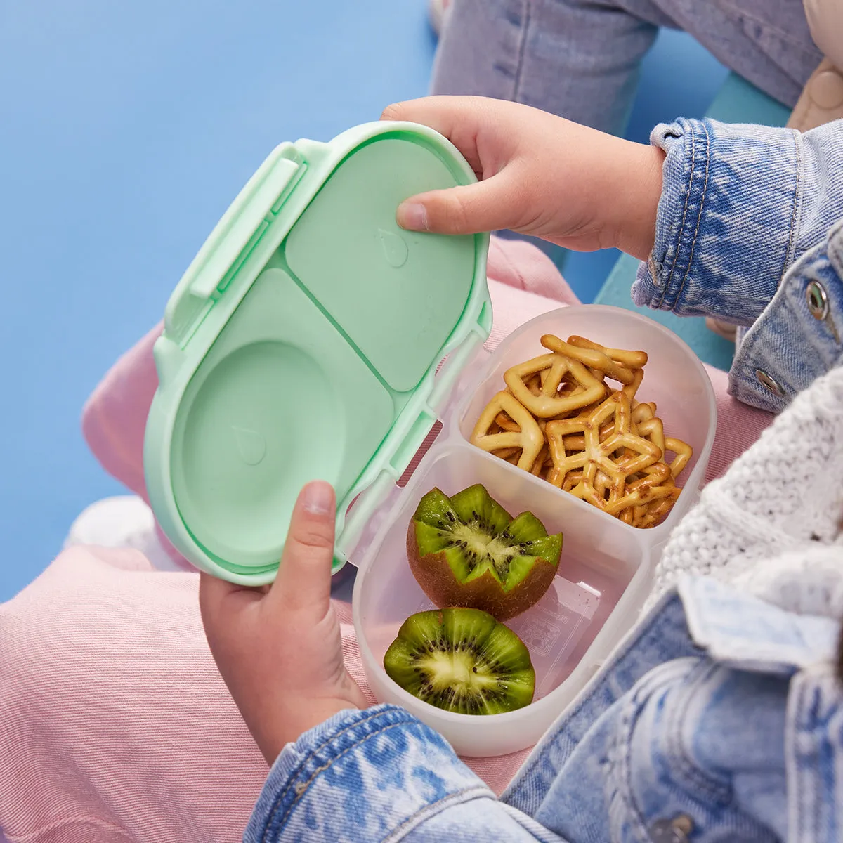 bbox 2 Compartment Snackbox - Assorted