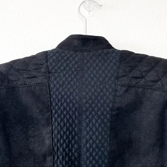 BCBGMaxAzria Black Zip Up Quilted Jacket
