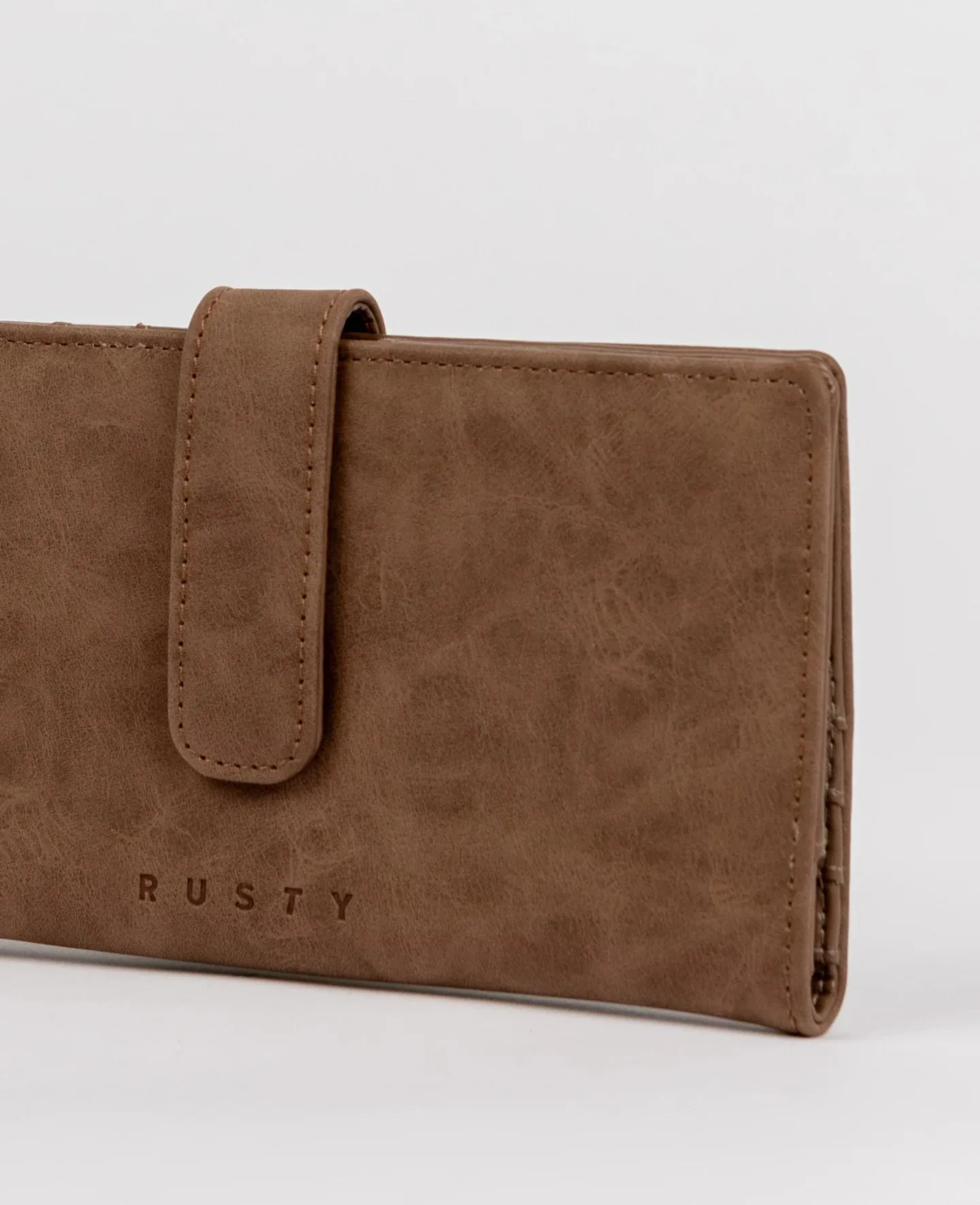 BOBBI SEUDE FLAP WALLET