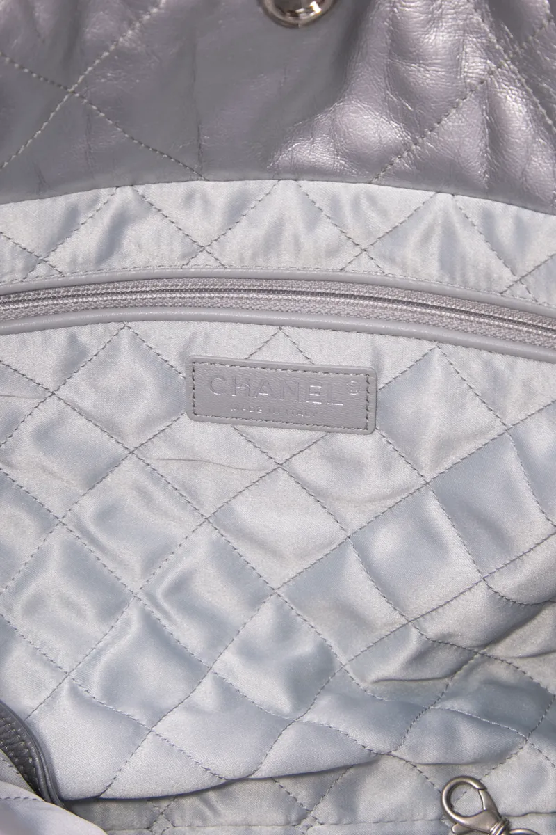 Chanel 22 Small Bag