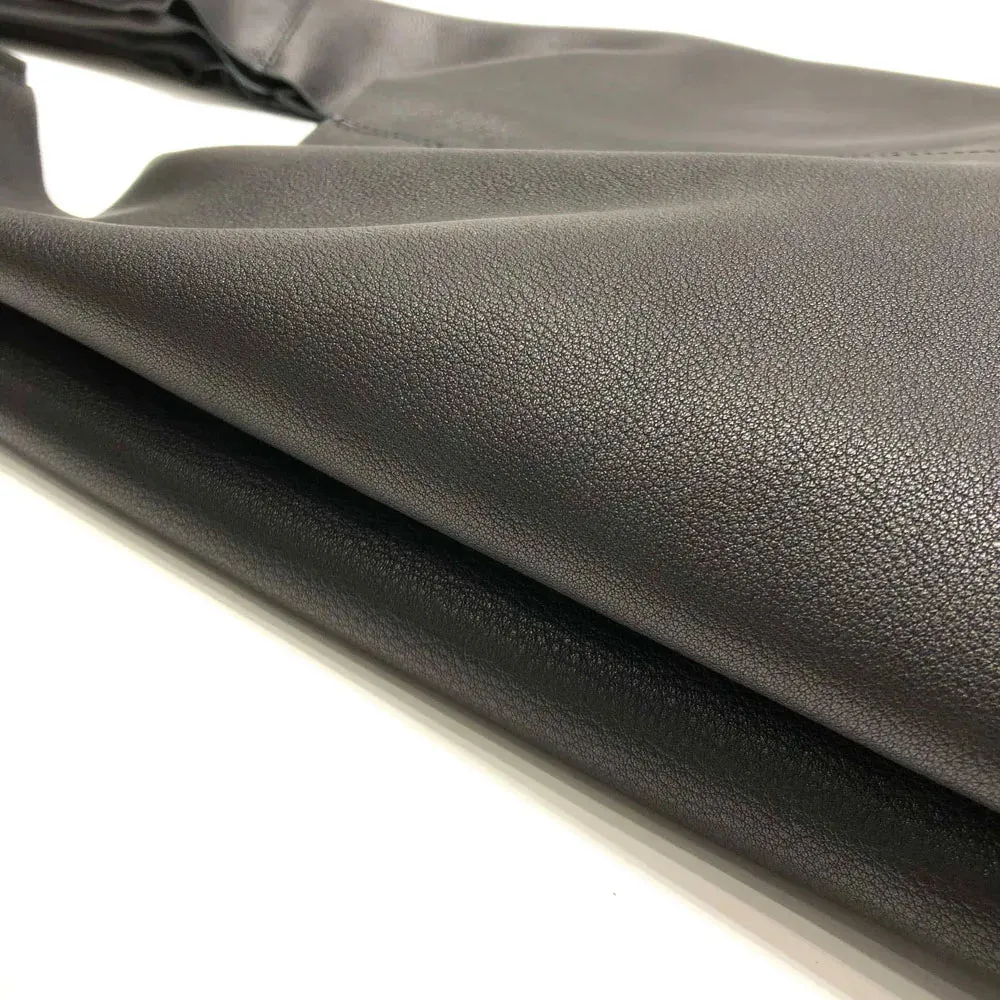Classic Aura Essentials Bag Shoulder Bag for Women - Black - One Size