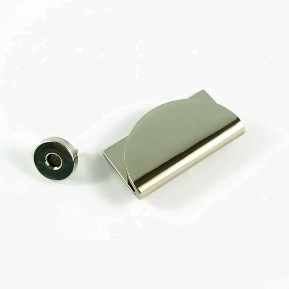 Emmaline Half Moon Magnetic Edge Clasp