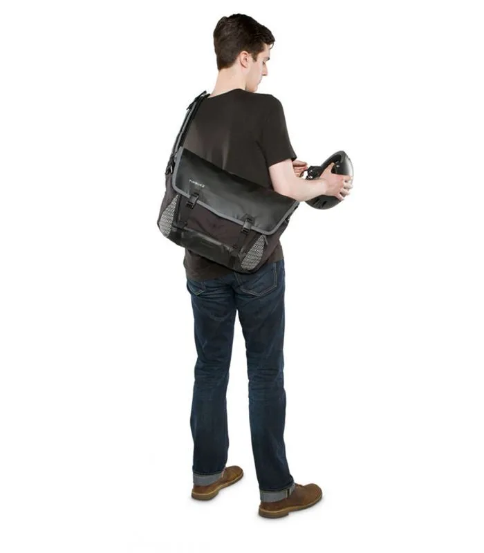 Especial Messenger Sling Bag