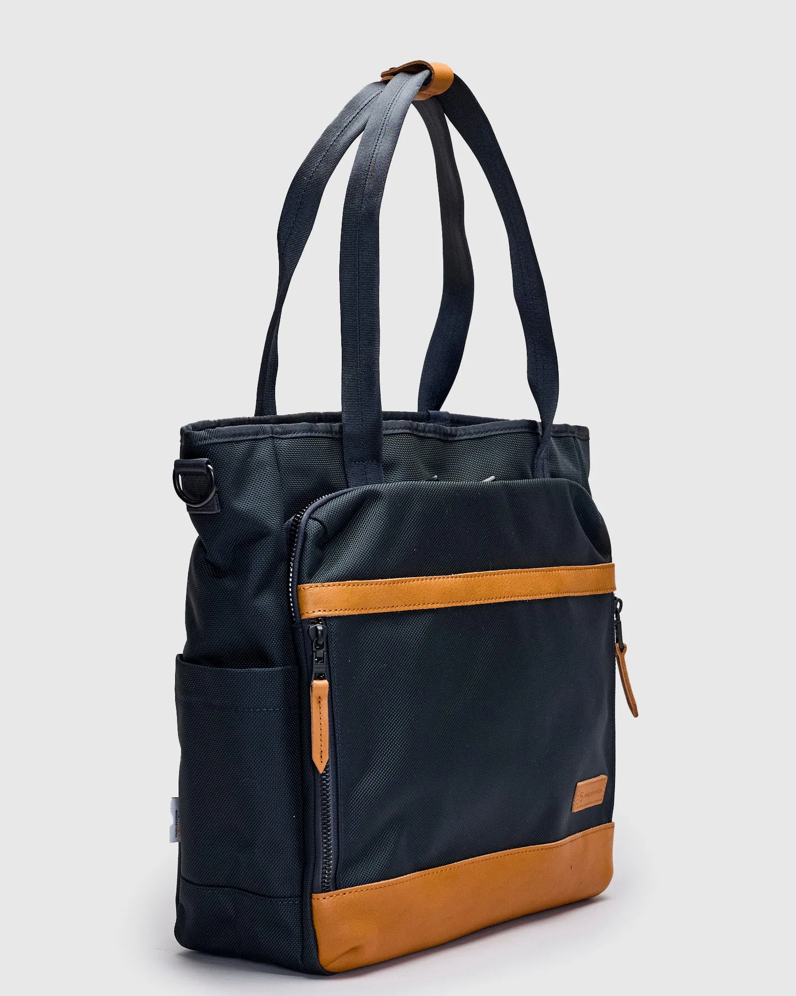 Explorer 2-Way Tote Bag in Navy