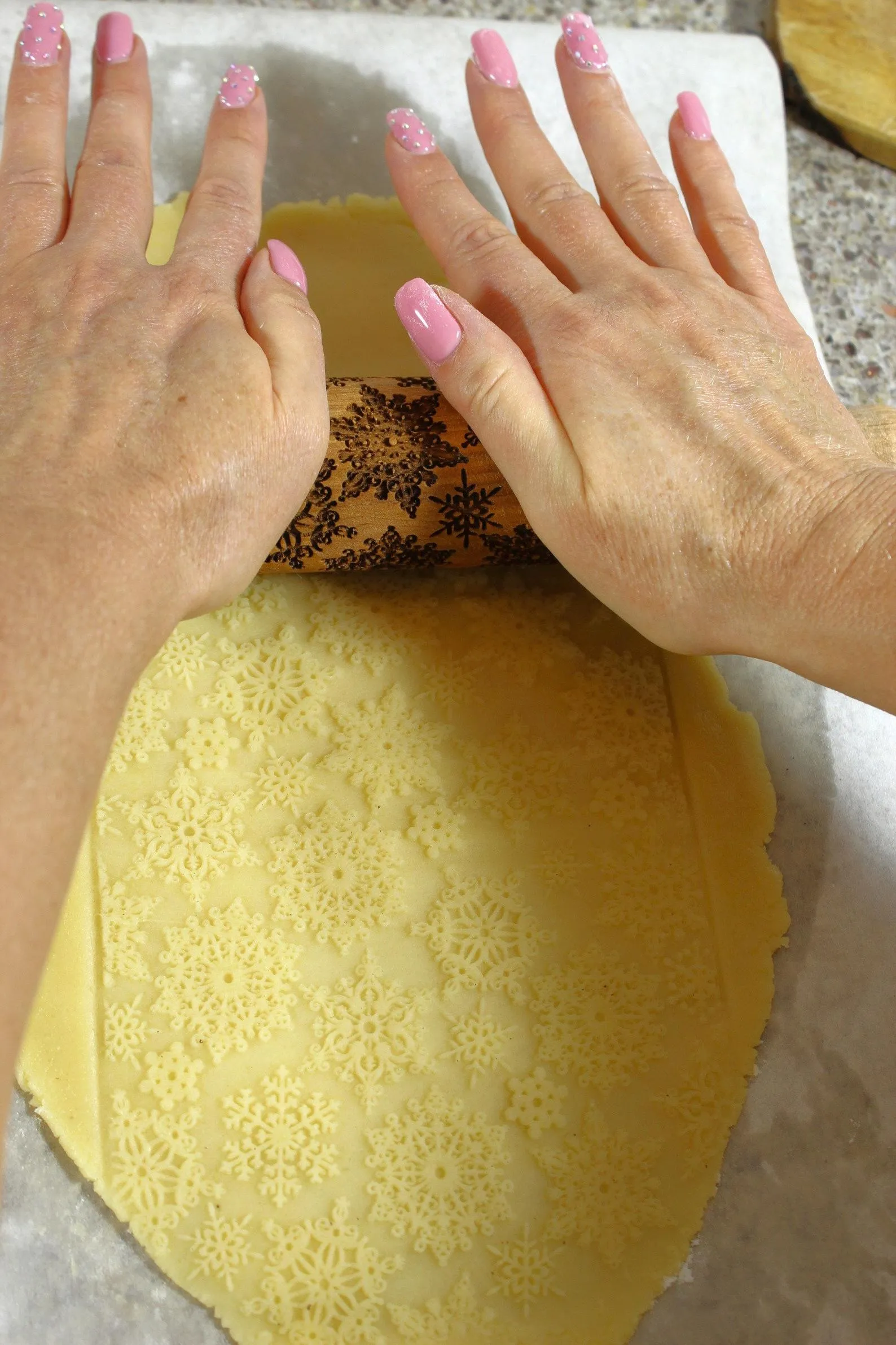 FLOWERS FLORAL PAISLEY Embossed Rolling Pin,Clay Stamp,Textured Cookies,Christmas Gift