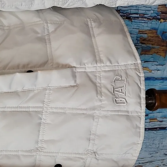 Gap Fur Hooded Quilted Puffer Jacket
