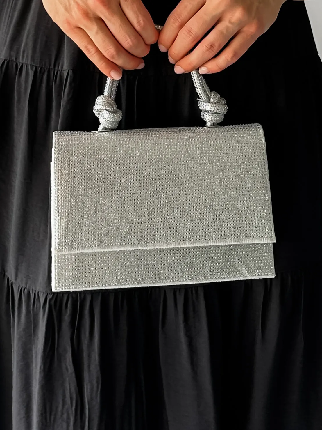 GLOW KNOTTED BAG - SILVER