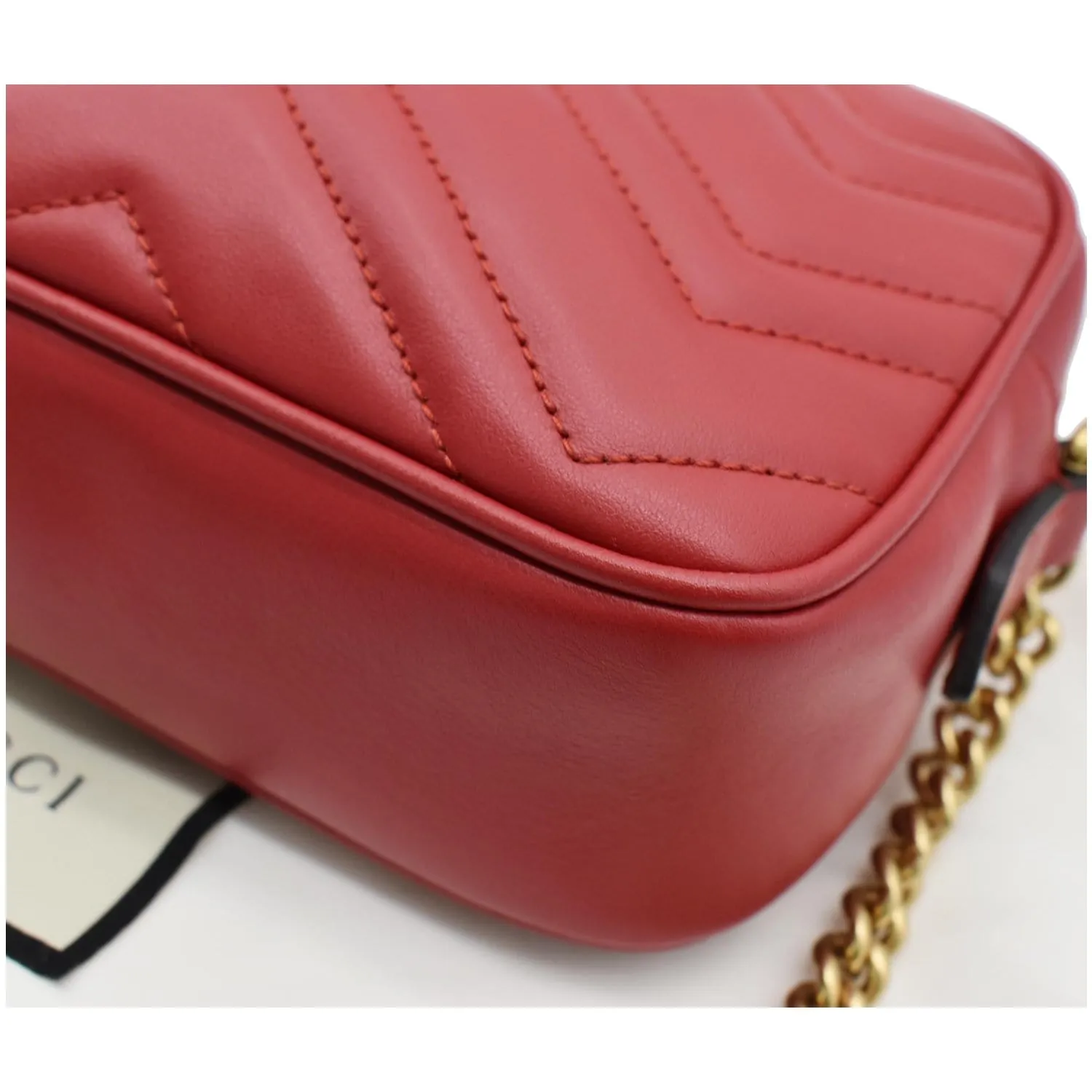 GUCCI GG Marmont Matelasse Mini Leather Crossbody Bag Red