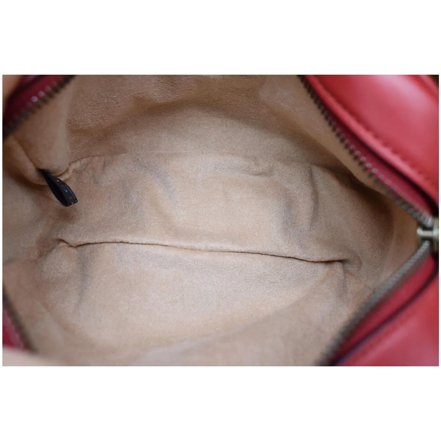 GUCCI GG Marmont Matelasse Mini Leather Crossbody Bag Red