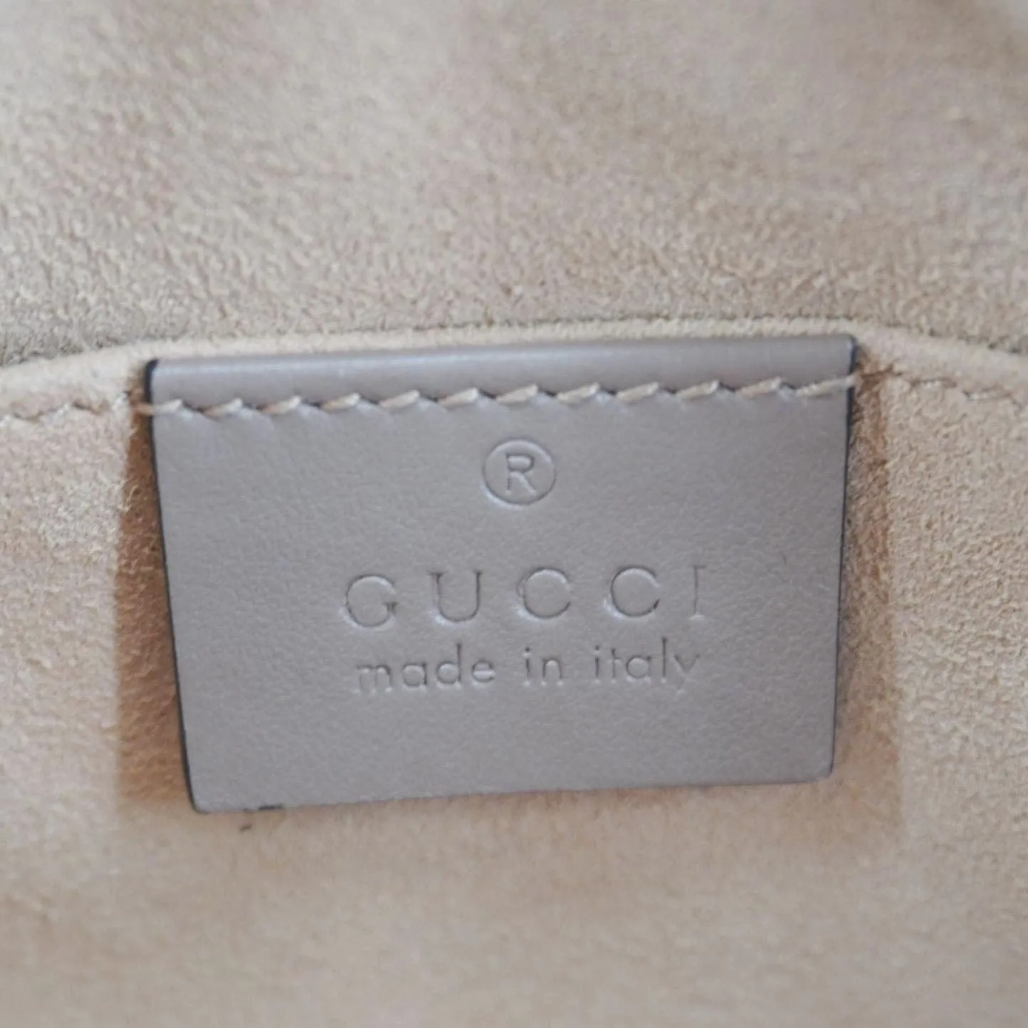 GUCCI GG Marmont Small Matelasse Chevron Leather Camera Bag Beige 447632