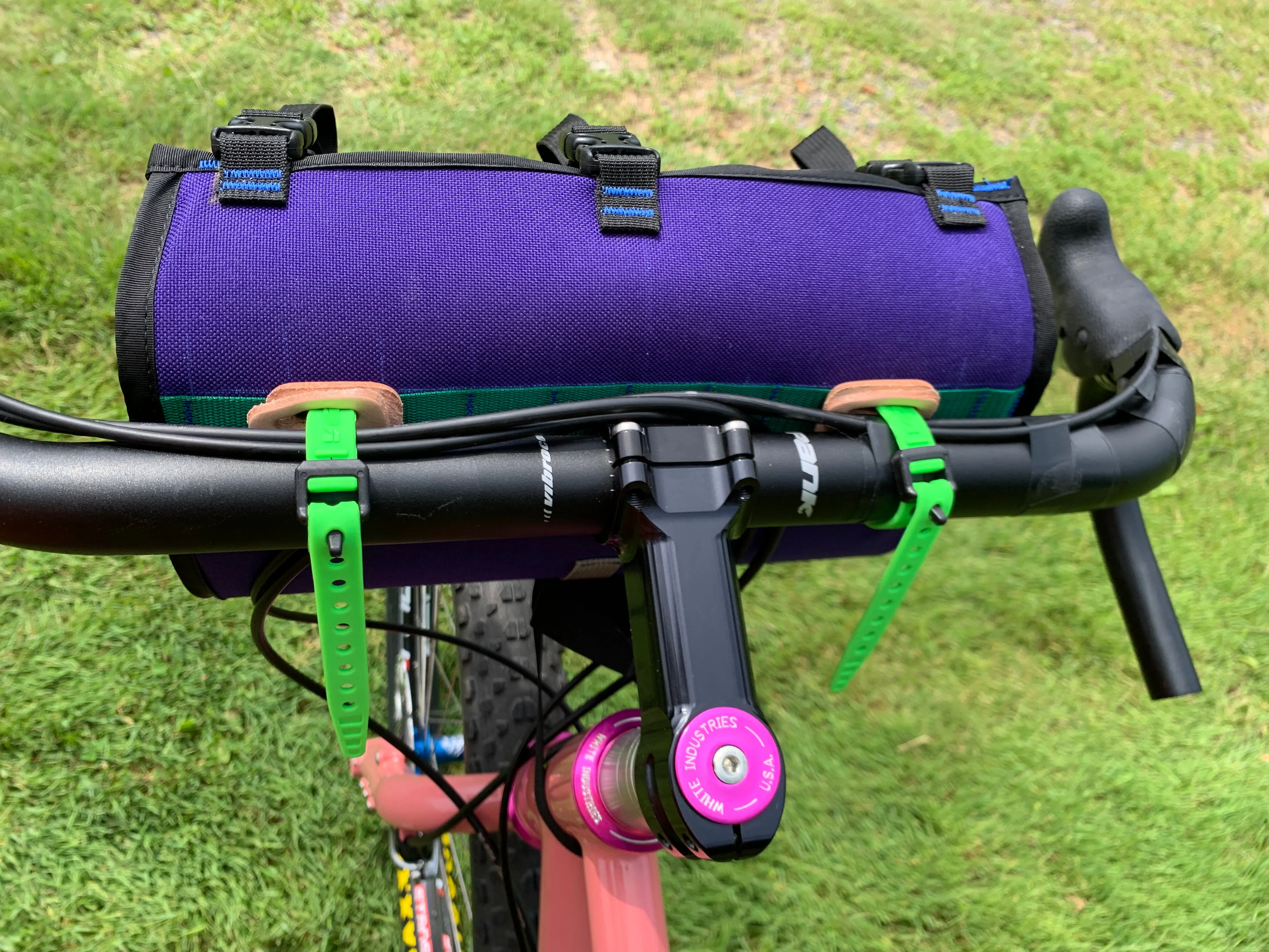 Handlebar Drybag Carrier