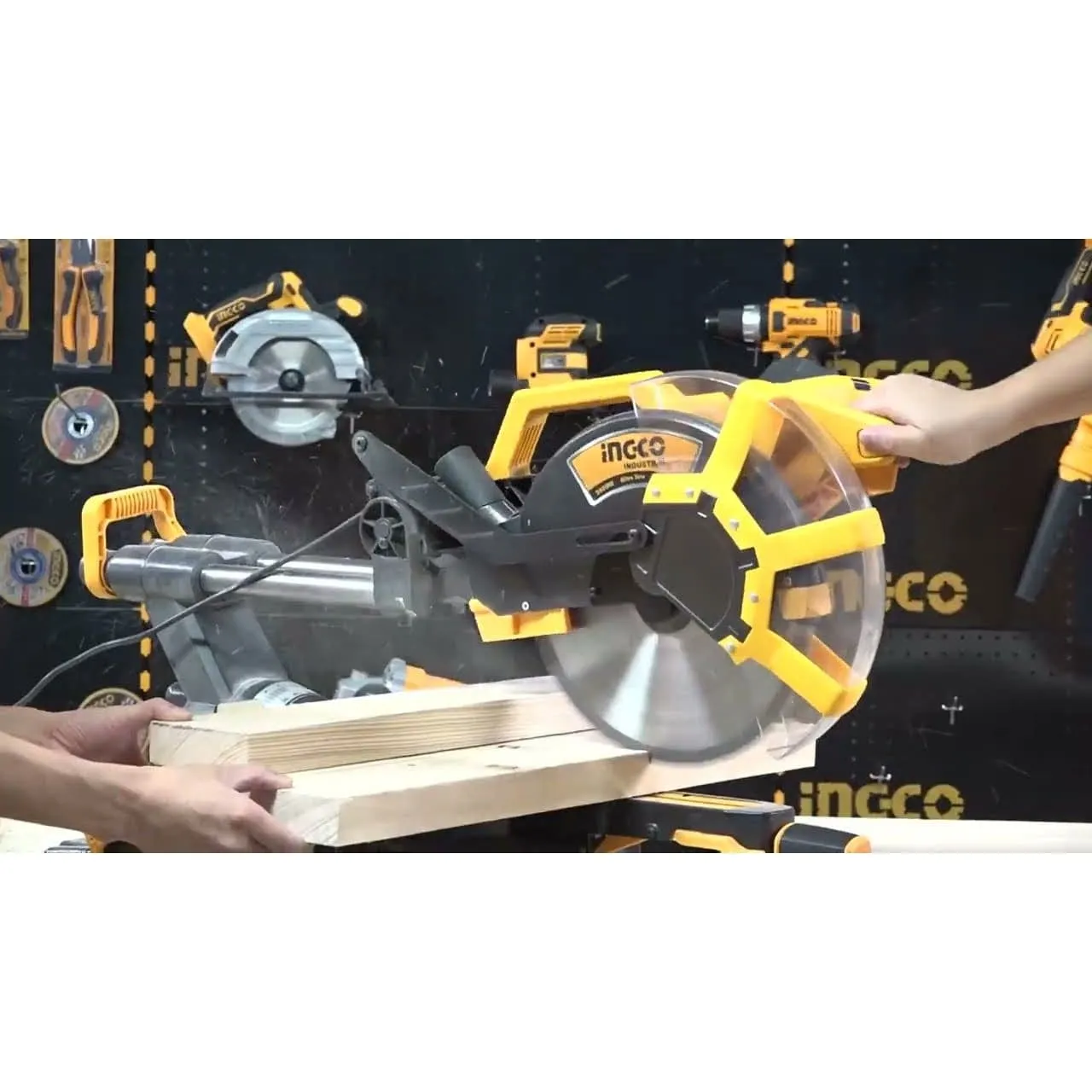 Ingco Mitre Saw 1600W 12" - BMIS16002