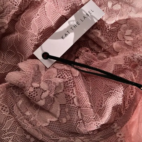 KAT THE LABEL Elodie Bodysuit Blush Pink Floral Lace Sexy Revolve XS NWT $79