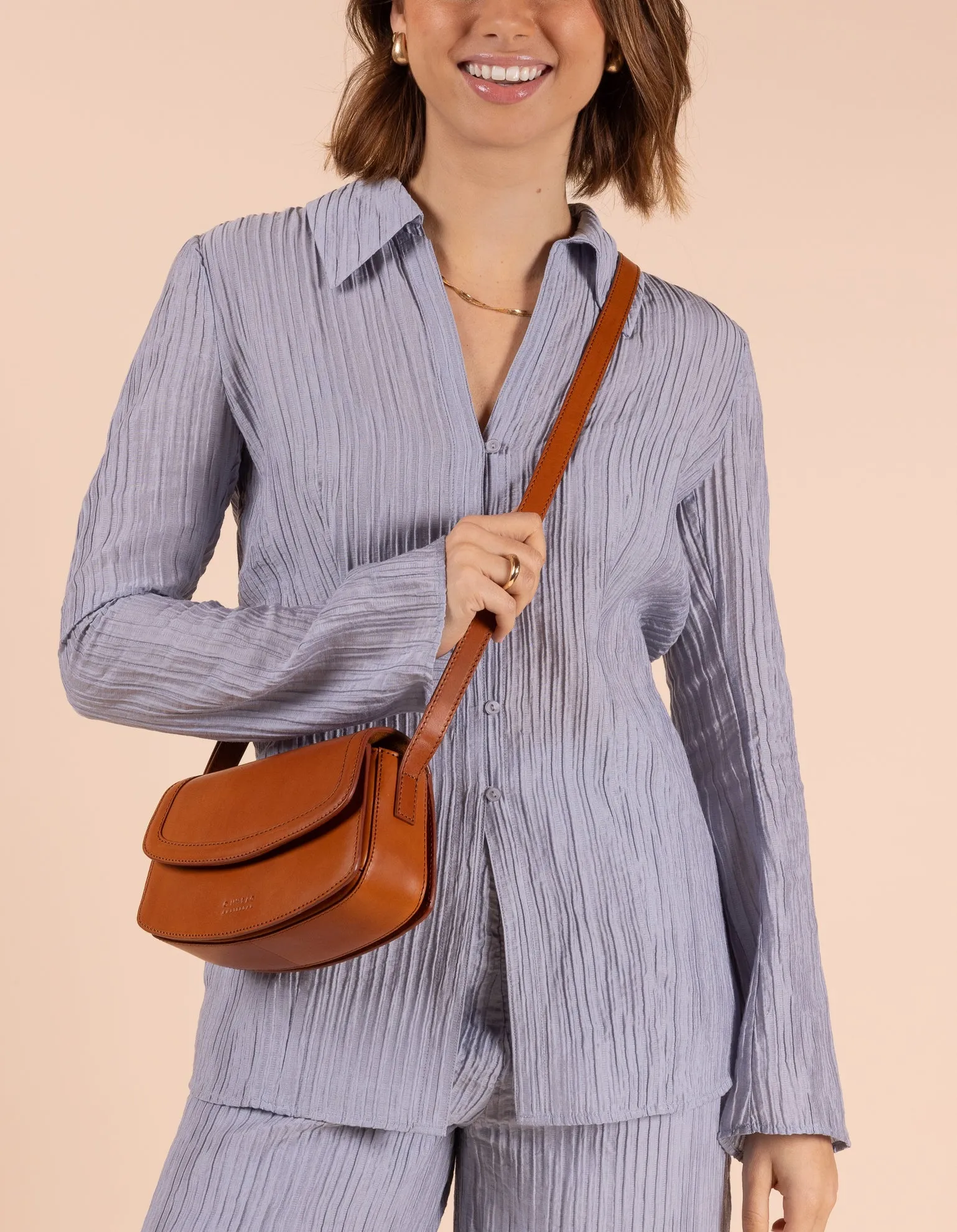 Kendalini Classic Leather Bag Cognac