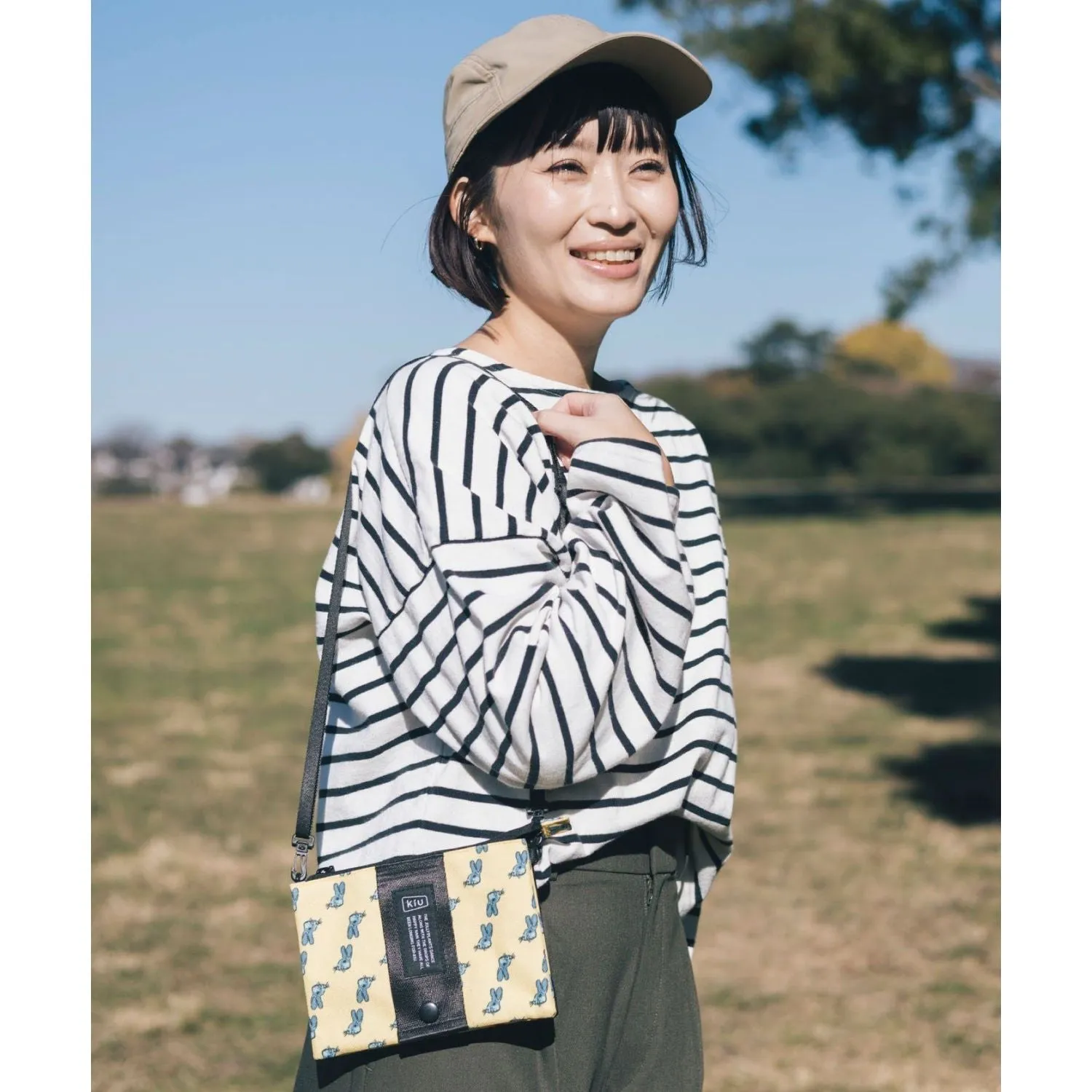 KiU Etiquette Water Repellent Pouch