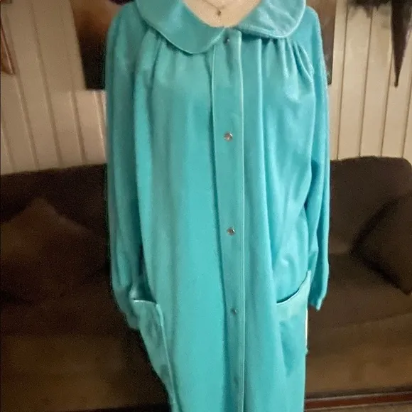 Komar • Vintage • Turquoise • Pearl Snap Buttons • X-Large • Robe • New W/Tags