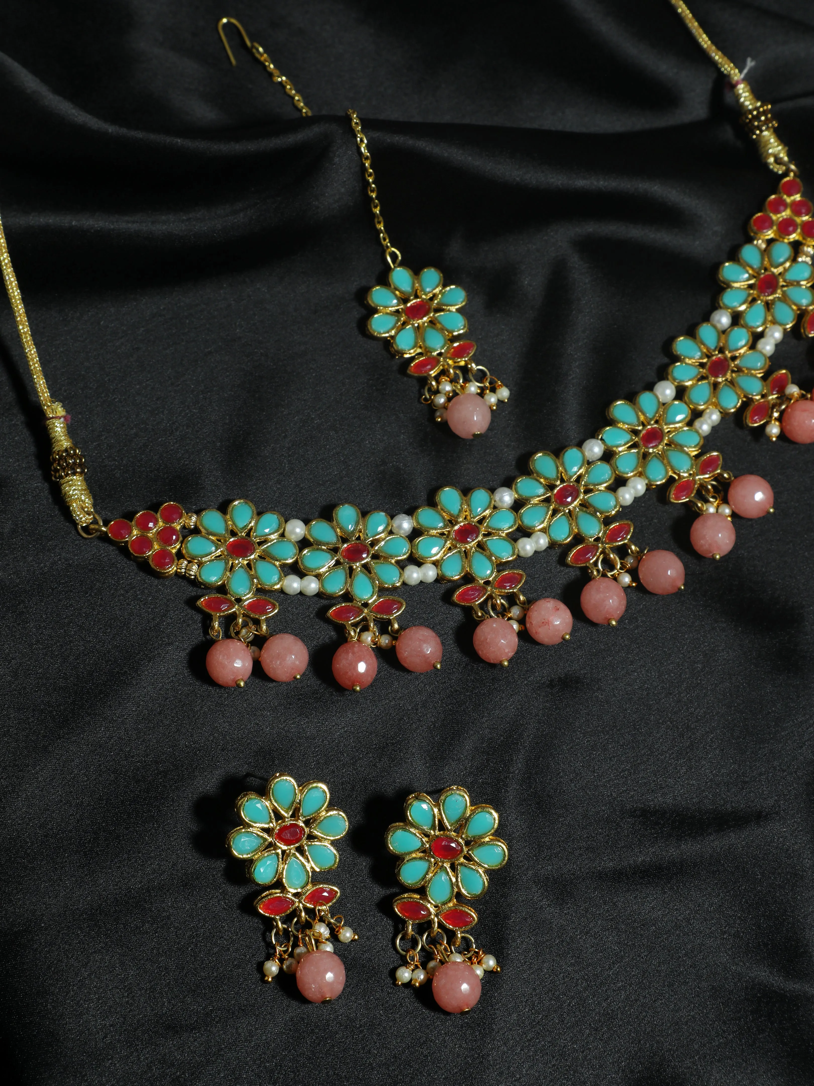 Kundan Multi Choker Necklace Set