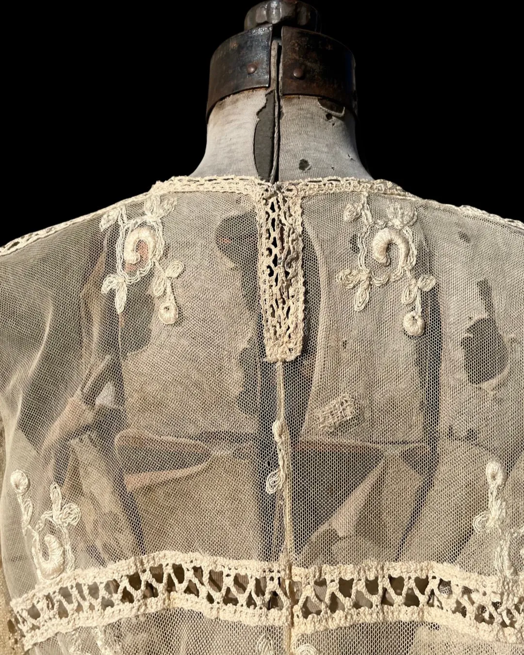 Late Edwardian Ecru Tambour Lace Gown