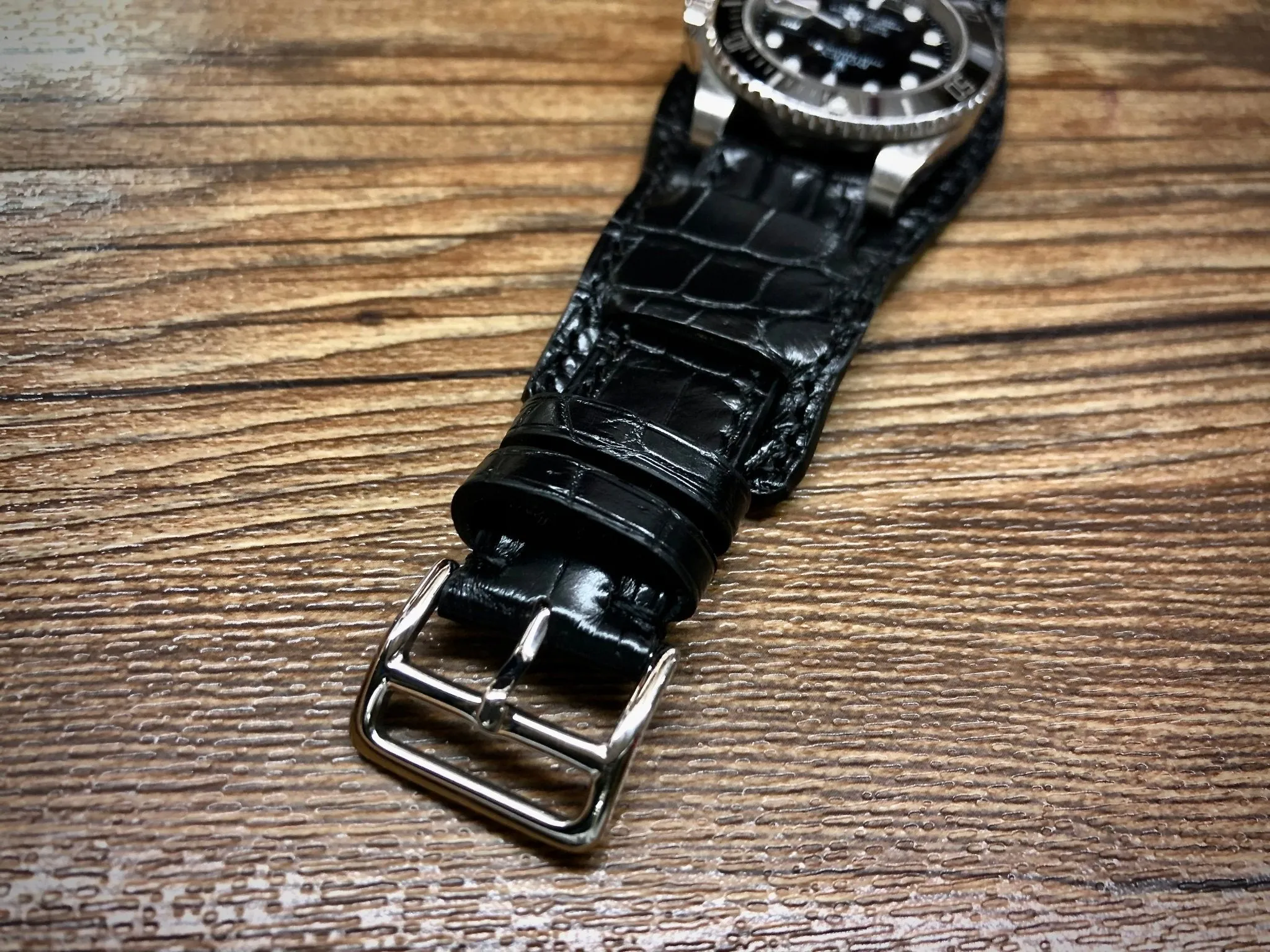 Leather Watch Straps in Alligator Skin, Leather Watch Strap 20mm 22mm, Black Leather bund Straps, Round Shape Cuff Strap, Personalise Watch Band