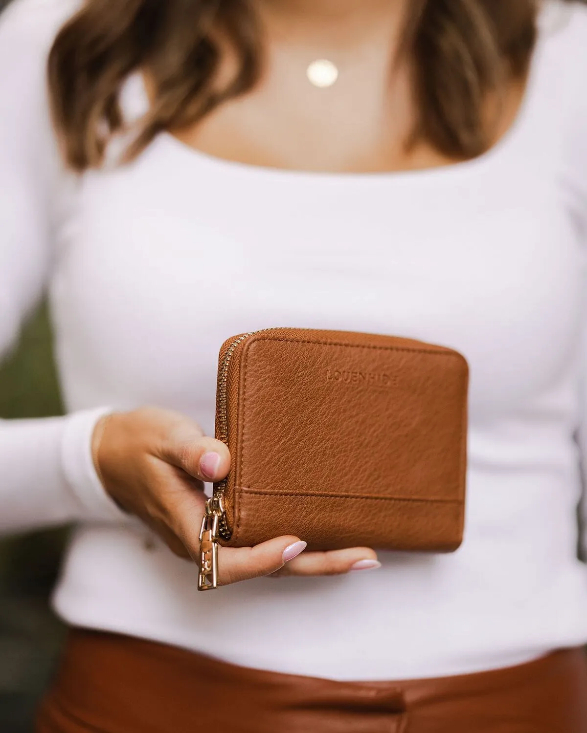 LOUENHIDE Aria Wallet - Tan