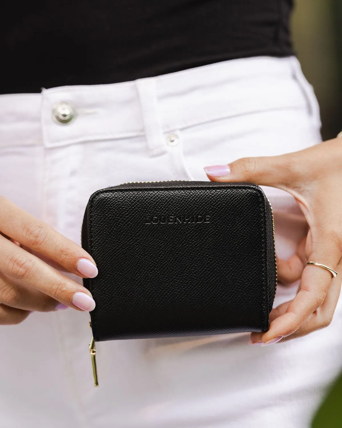 LOUENHIDE Bridget Wallet - Black