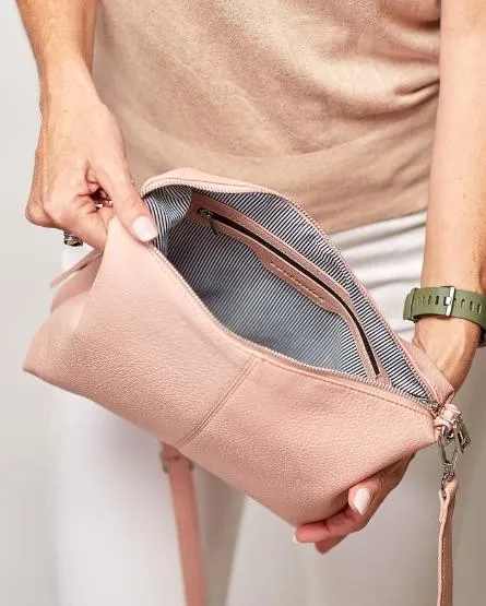 LOUENHIDE Daisy Crossbody Bag - Pale Pink