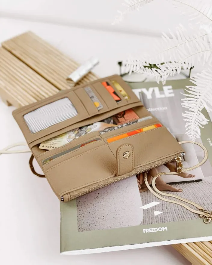 LOUENHIDE Stella Wallet - Biscuit