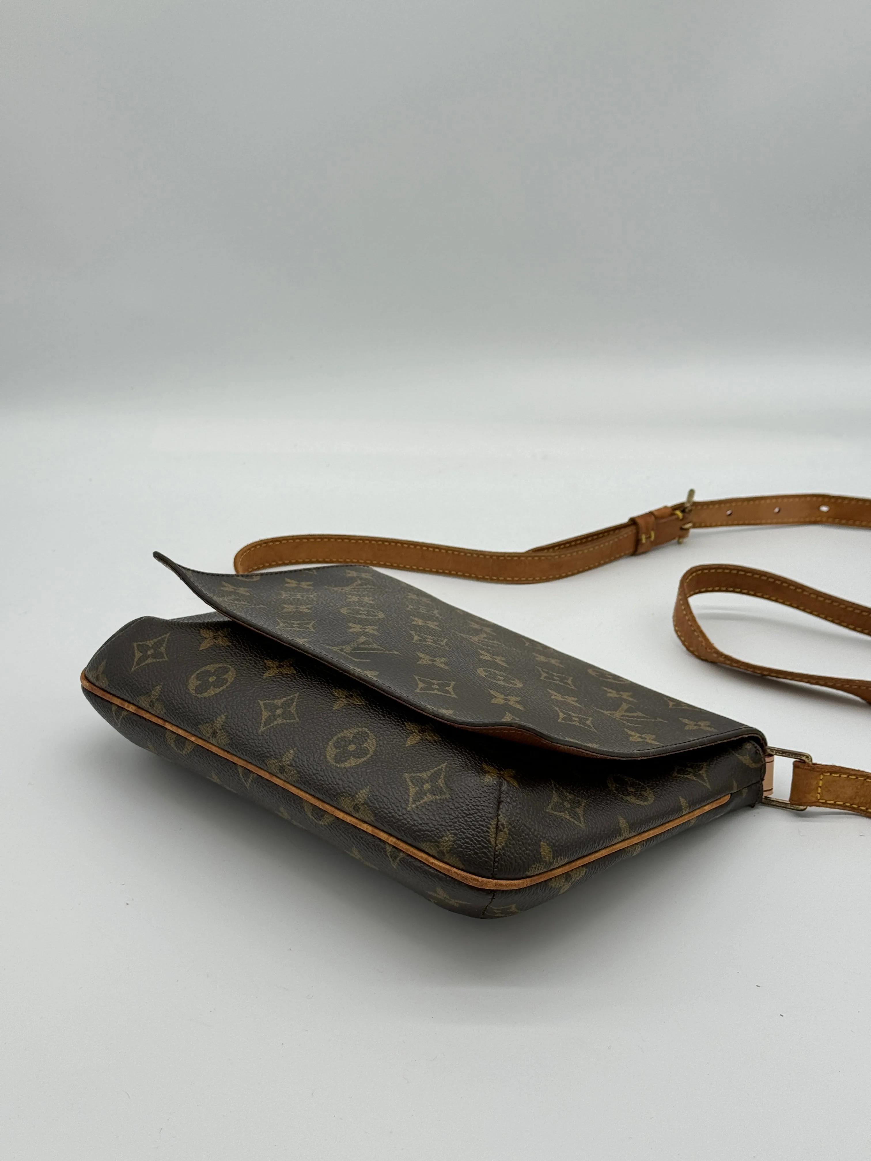Louis Vuitton Musette Tango