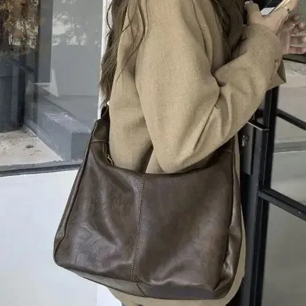 New Versatile Large Capacity Shoulder Bag
