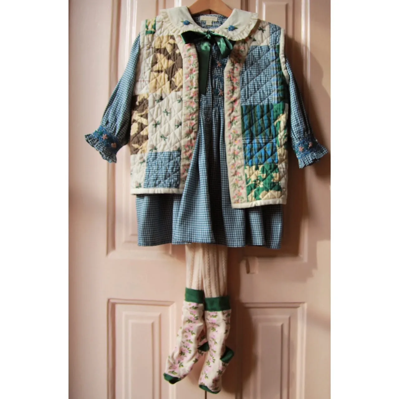 Patchwork jacket without sleeves