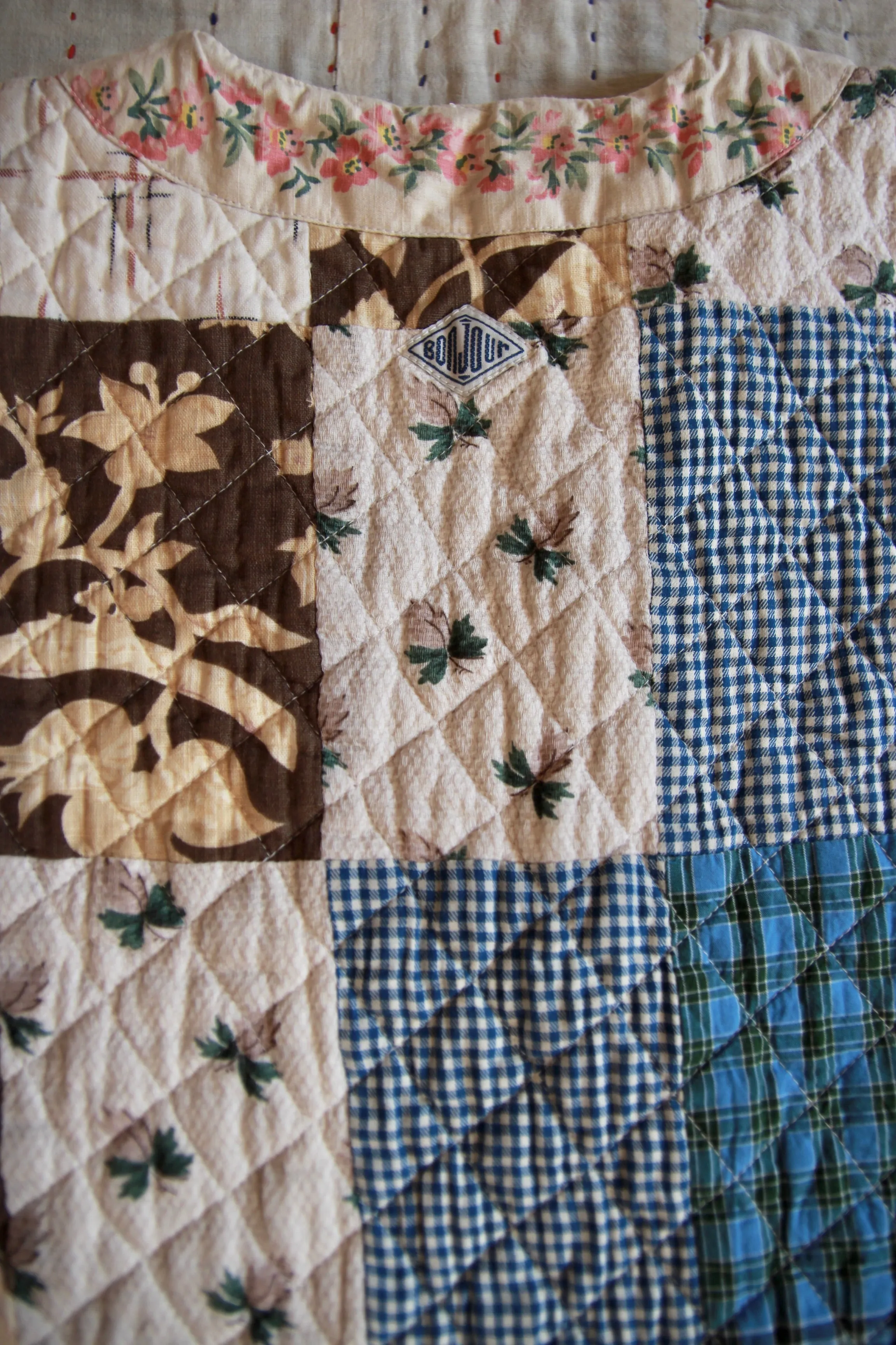 Patchwork jacket without sleeves