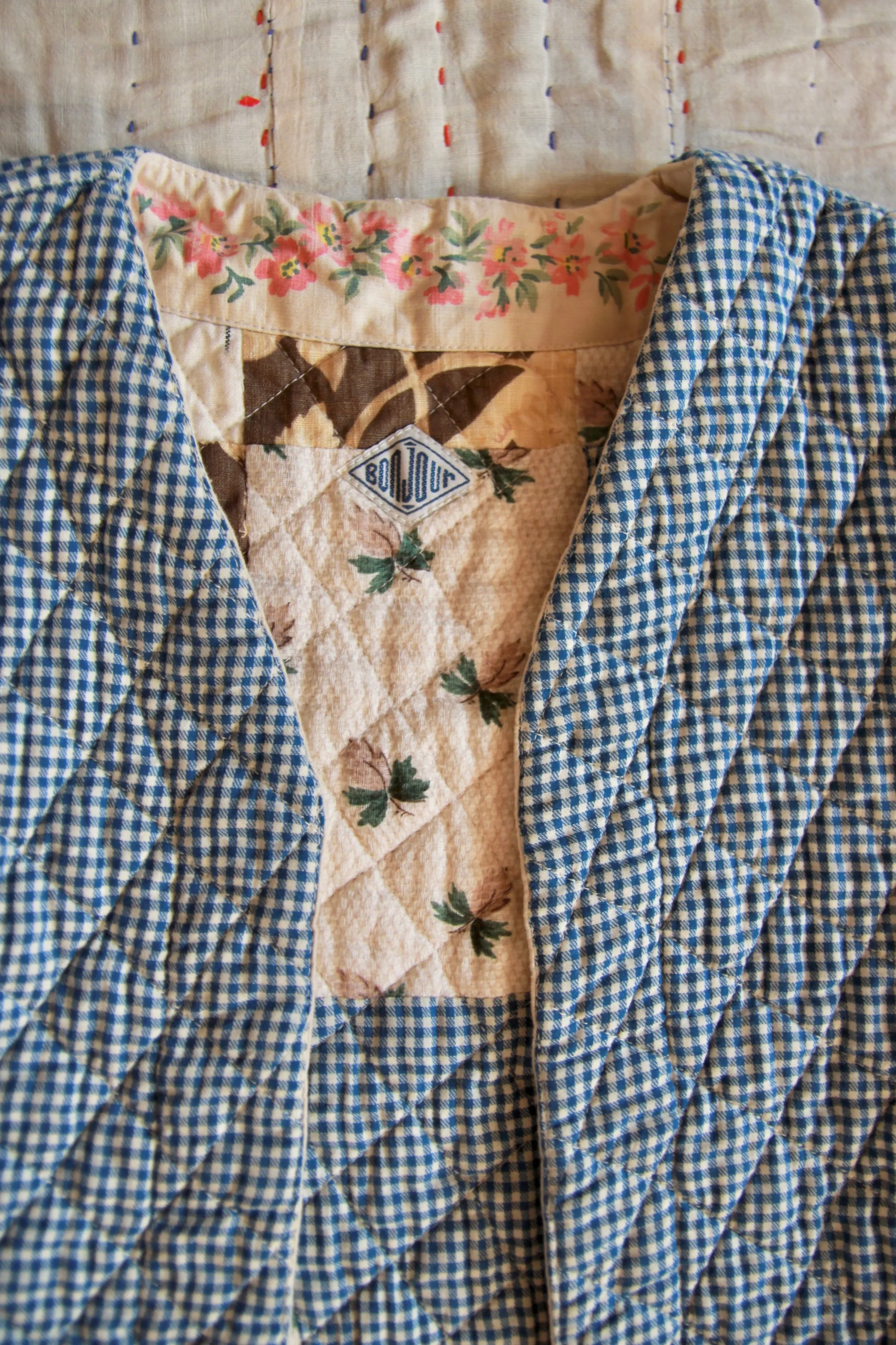 Patchwork jacket without sleeves