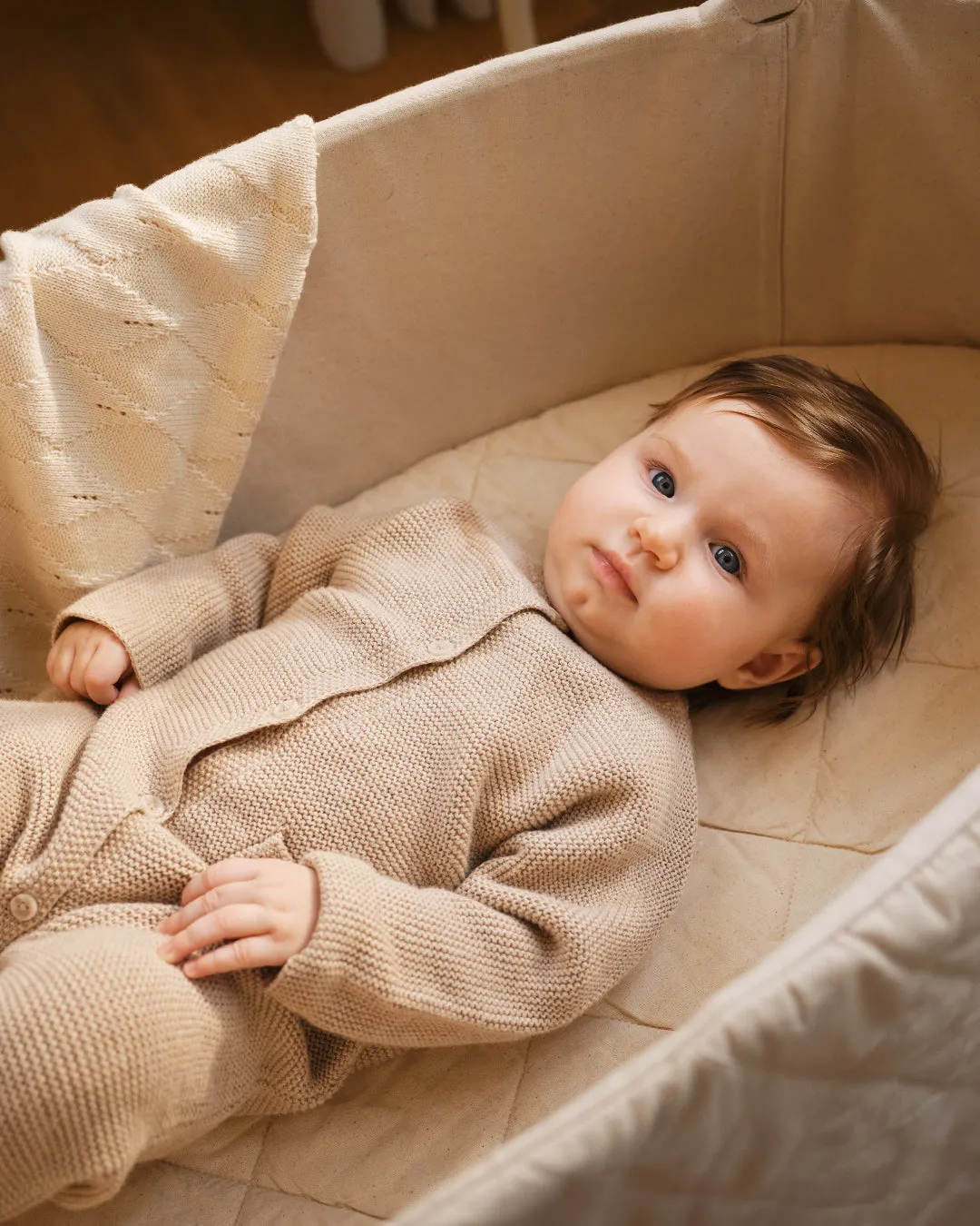 Quilted Oval Cradle