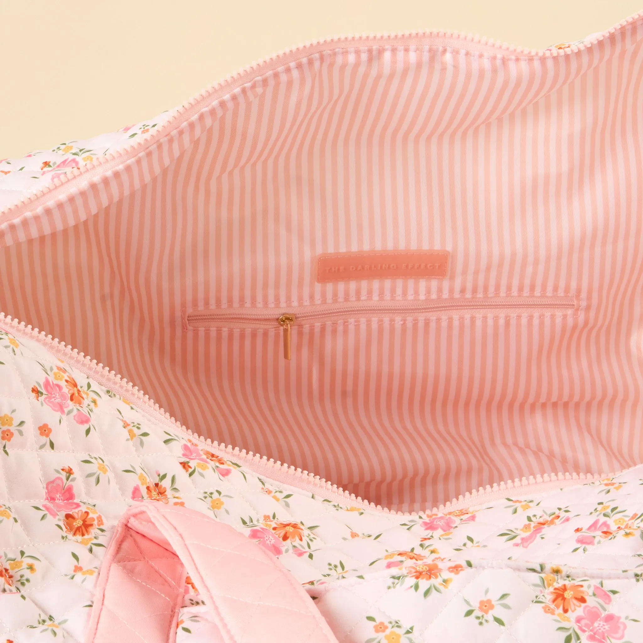 Quilted Weekender Bag Endless Daydream Cream