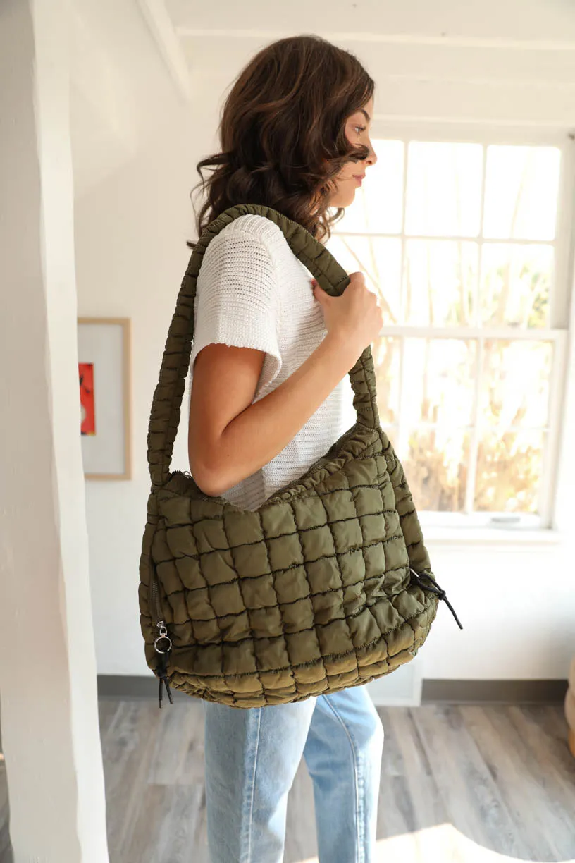 Rae: Quilted Carry Bags