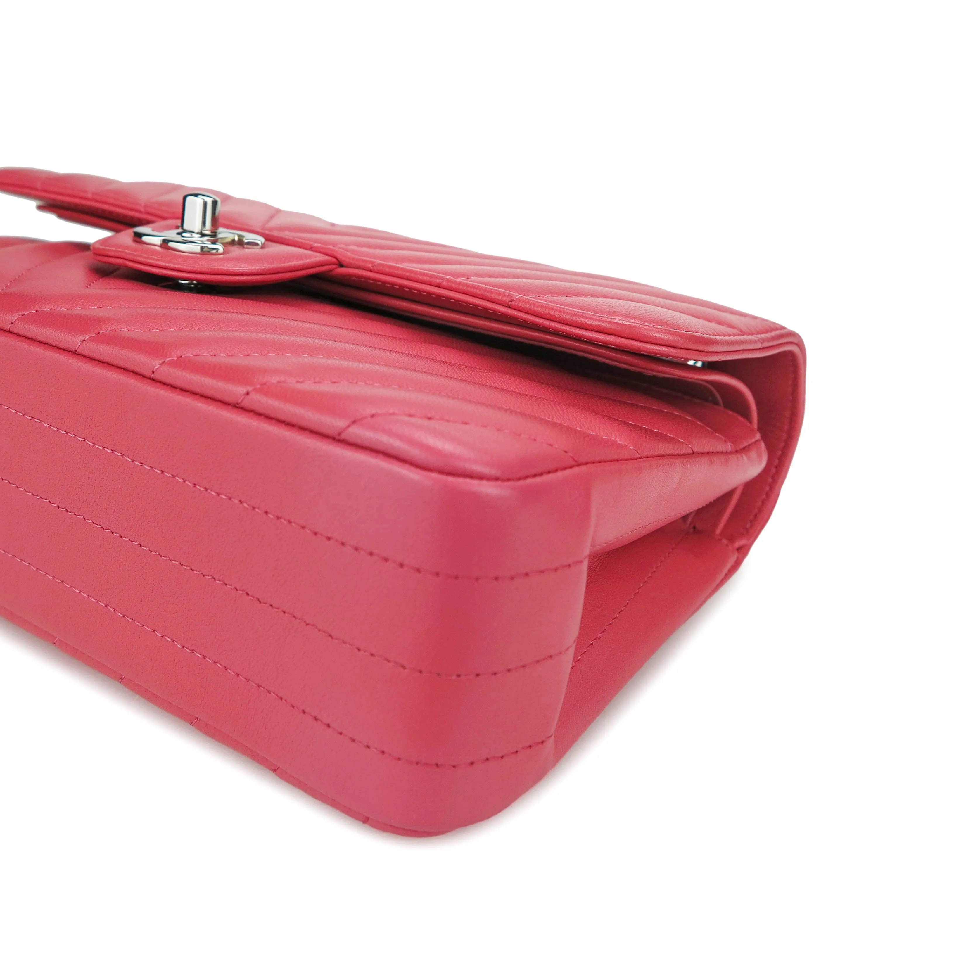 Small Chevron Classic Double Flap Bag in Coral Pink Lambskin