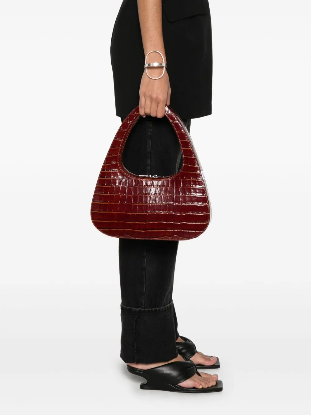 Swipe baguette leather shoulder bag