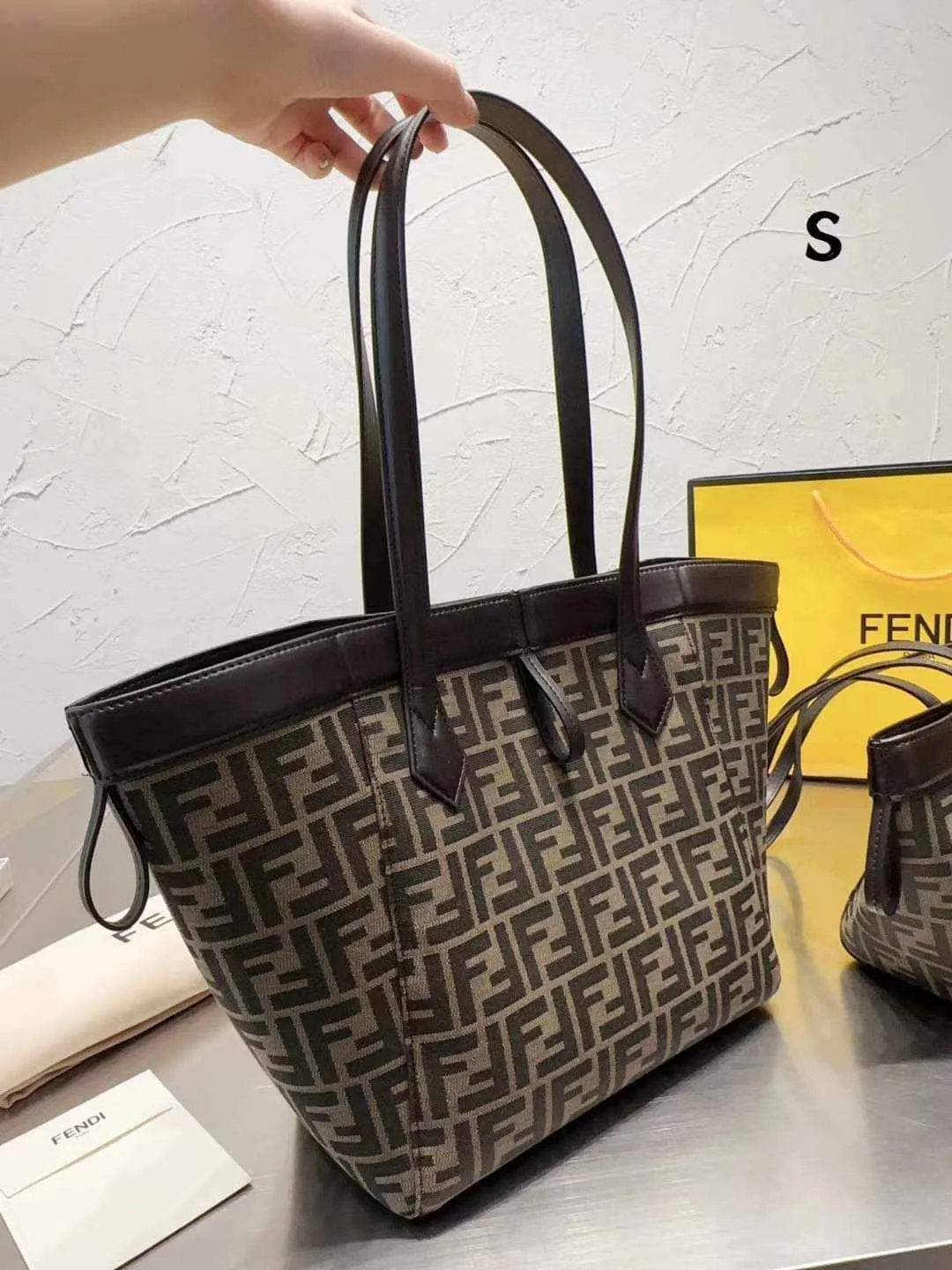 Top grade quality tote bag